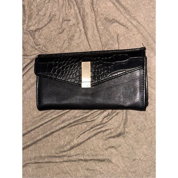Nice Kenneth Cole Reaction croc style leather wallet in black Good Condition - Picture 1 of 6